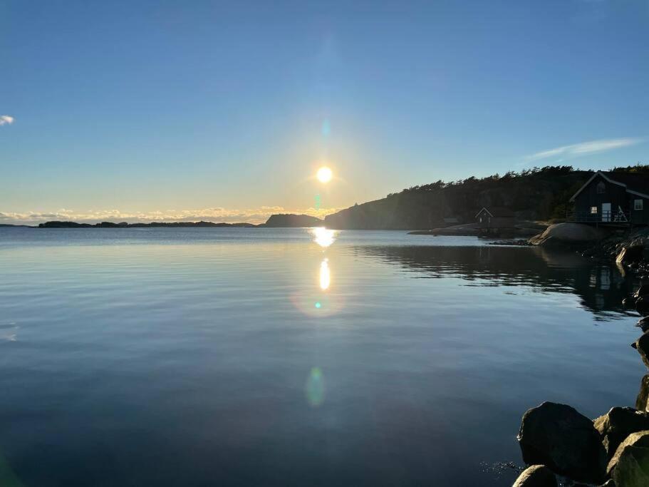 Ny Laegenhet Pa Markplan Med Havsutsikt Strömstad エクステリア 写真