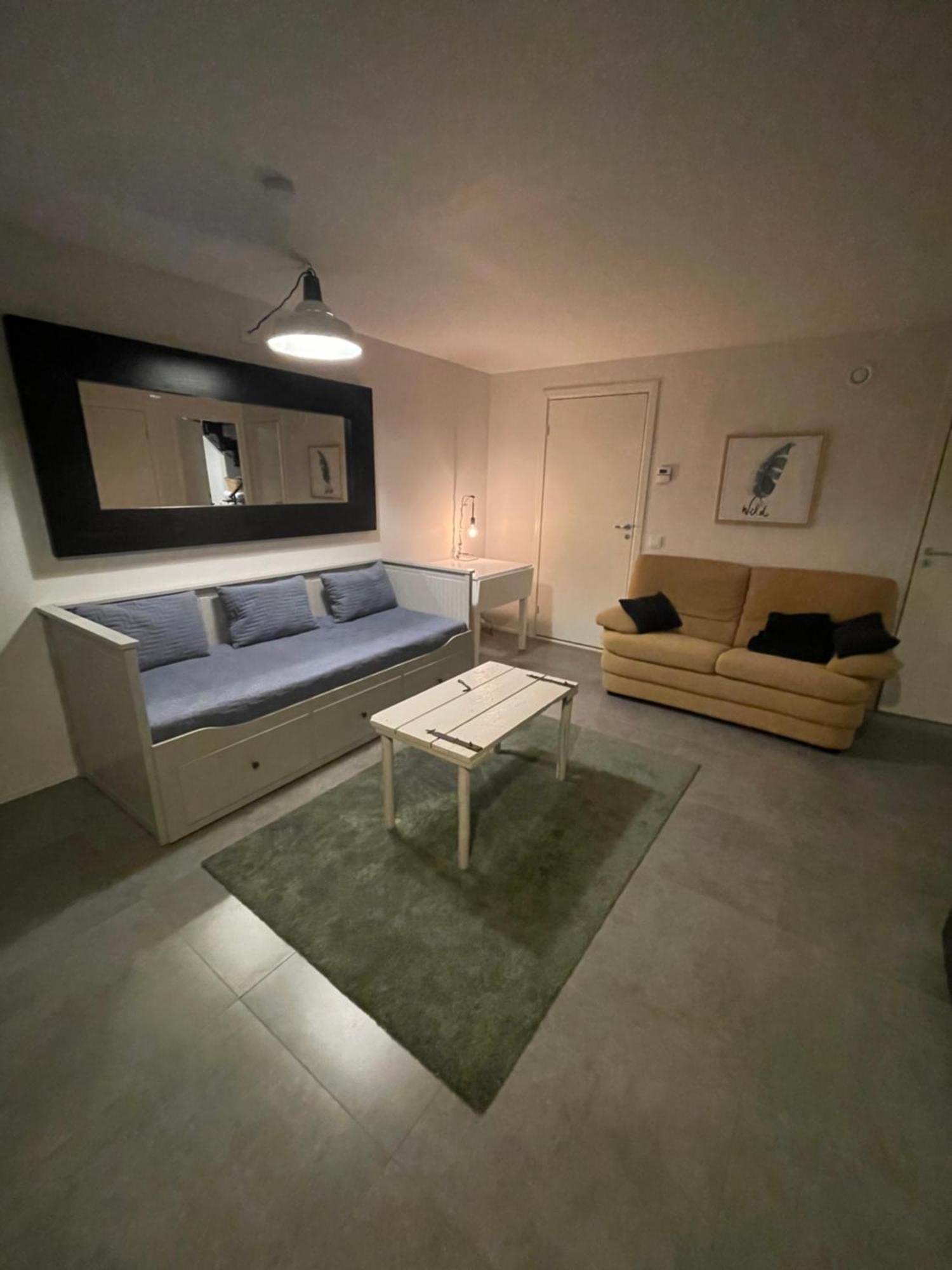 Ny Laegenhet Pa Markplan Med Havsutsikt Strömstad エクステリア 写真